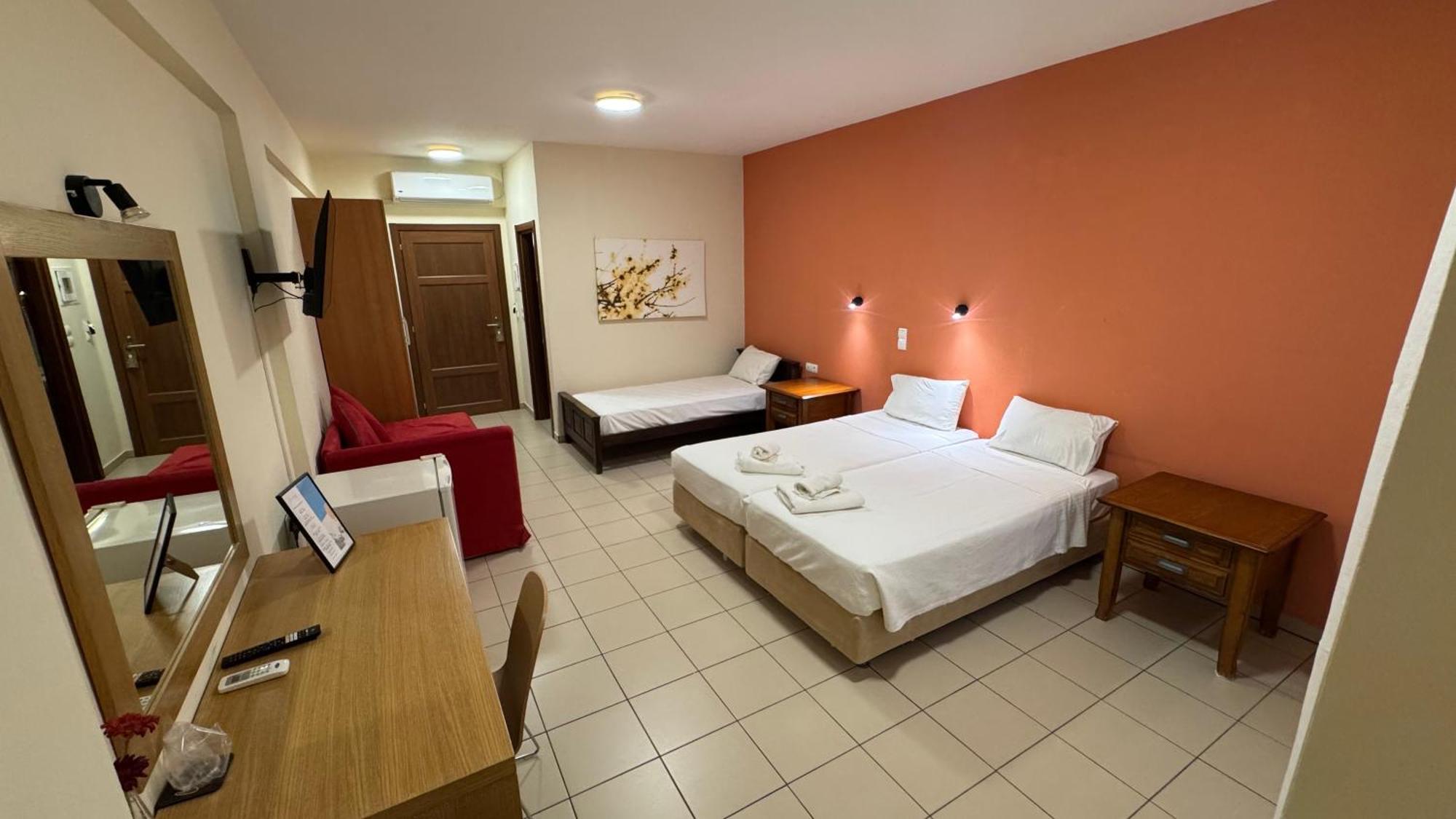 Chrisovalanto Hotel Сивота Номер фото
