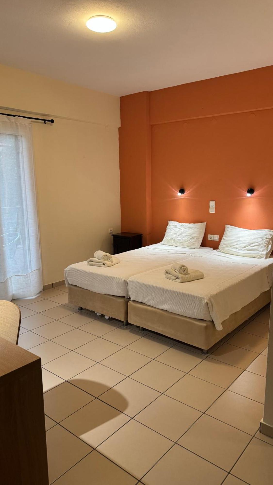 Chrisovalanto Hotel Сивота Экстерьер фото